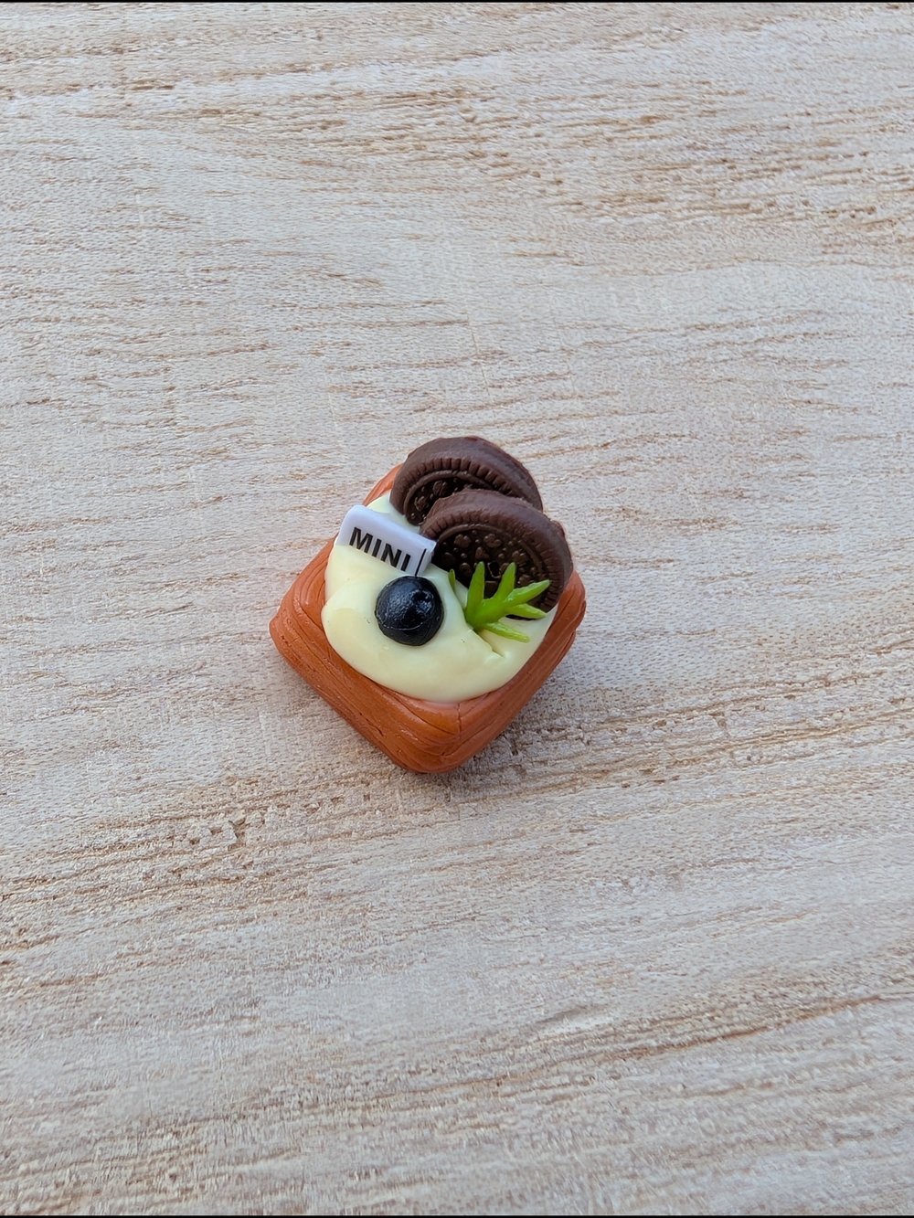 Mini Dessert Clay Charm with Cookie and Cream Topping